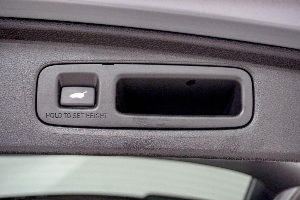 used 2025 Honda CR-V Hybrid car, priced at $39,595