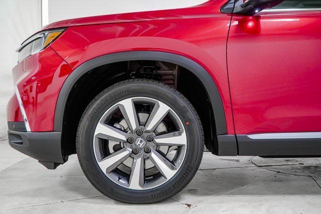new 2025 Honda Pilot car, priced at $50,449