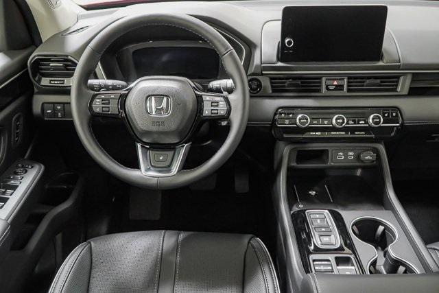 new 2025 Honda Pilot car, priced at $50,604