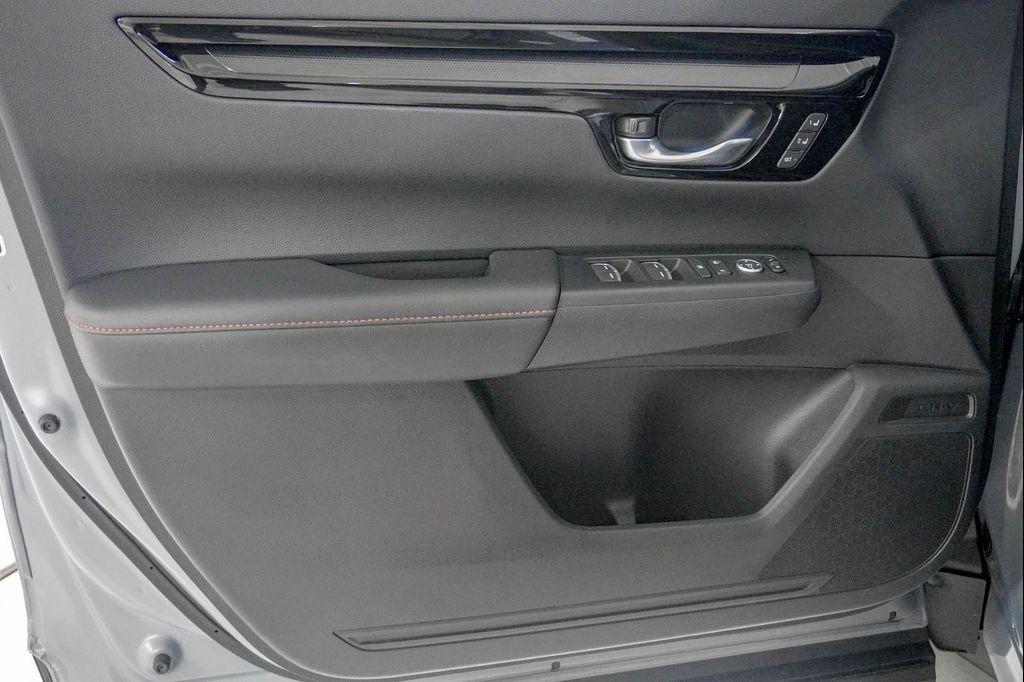 used 2024 Honda CR-V Hybrid car, priced at $34,998