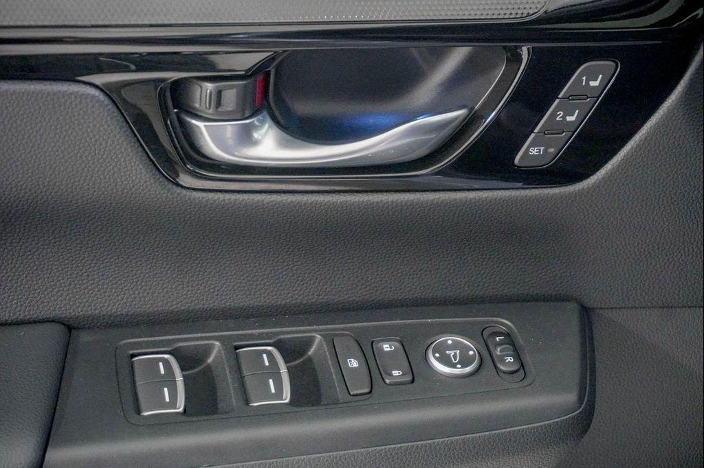 used 2024 Honda CR-V Hybrid car, priced at $34,998