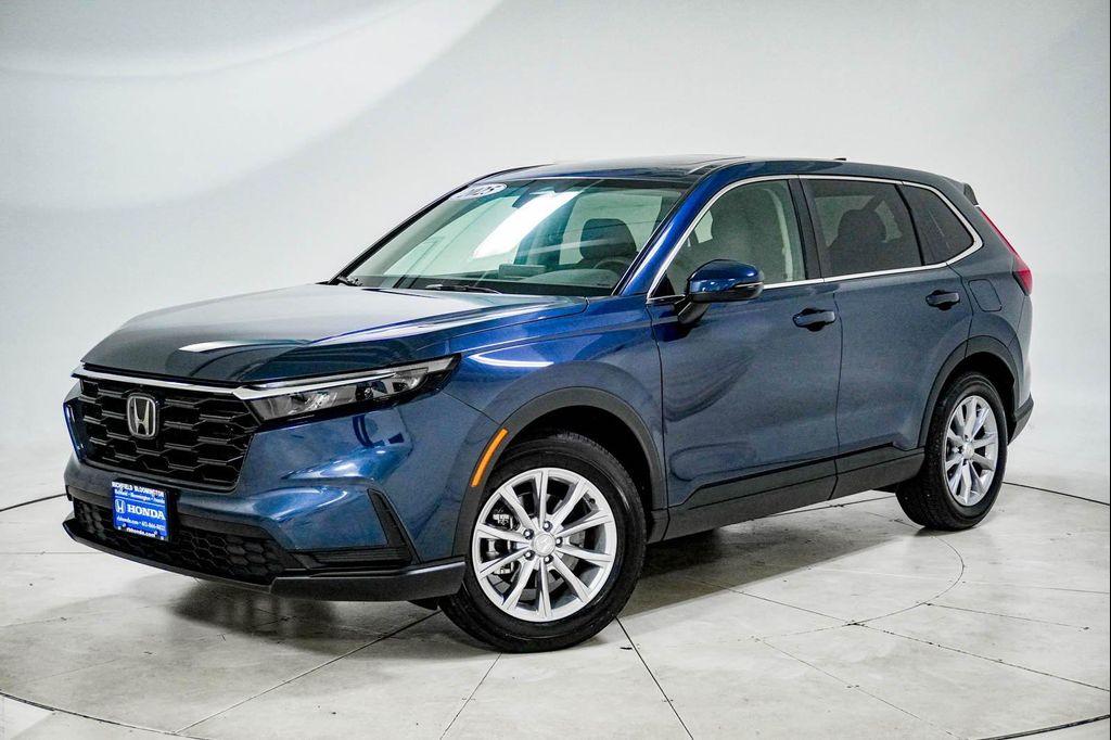 used 2025 Honda CR-V car, priced at $32,998