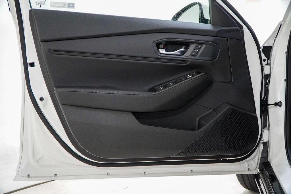 new 2025 Honda Accord Hybrid car, priced at $37,597