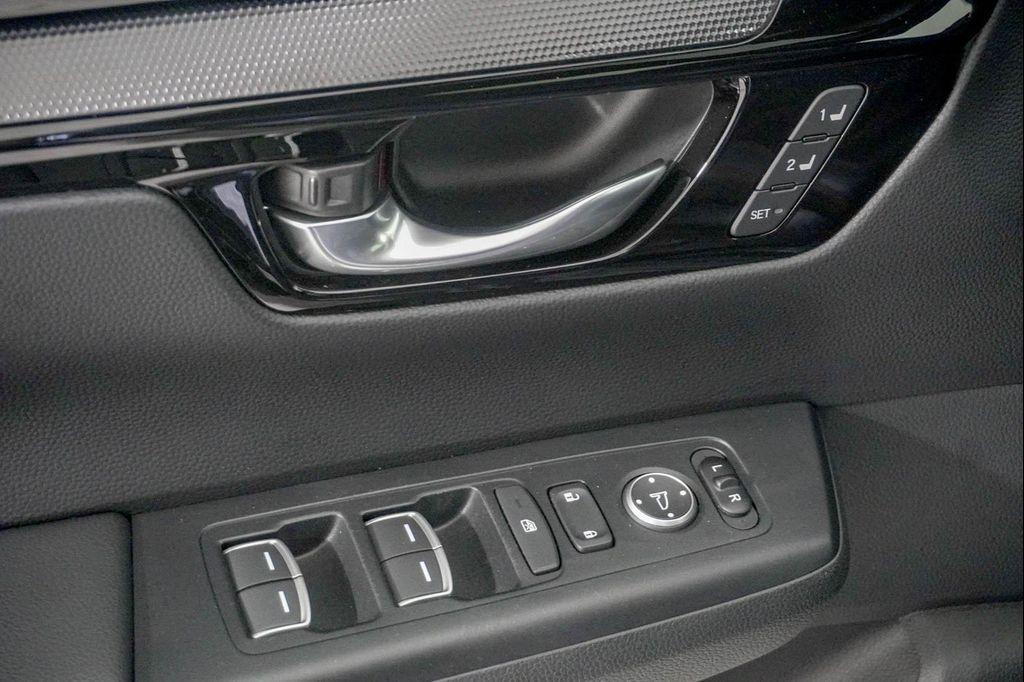 used 2023 Honda CR-V Hybrid car, priced at $35,690