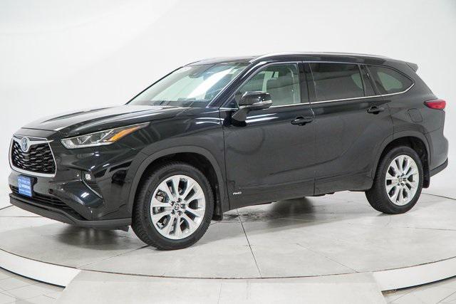 used 2022 Toyota Highlander Hybrid car, priced at $44,434