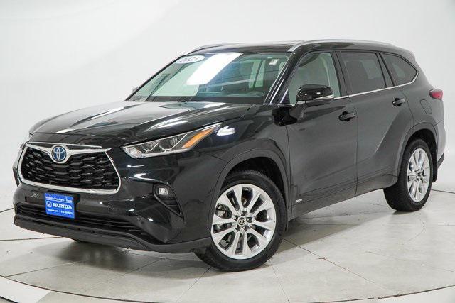 used 2022 Toyota Highlander Hybrid car, priced at $44,434