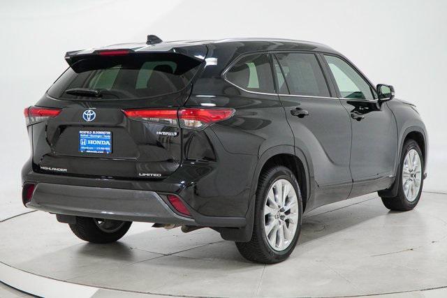 used 2022 Toyota Highlander Hybrid car, priced at $44,434