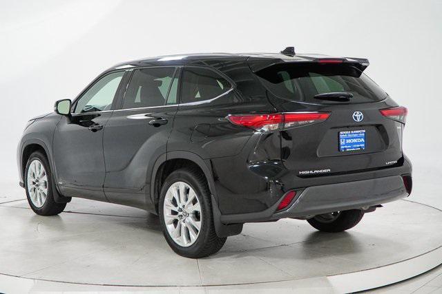 used 2022 Toyota Highlander Hybrid car, priced at $44,434