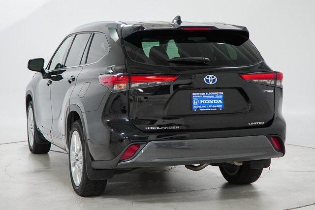 used 2022 Toyota Highlander Hybrid car, priced at $44,434