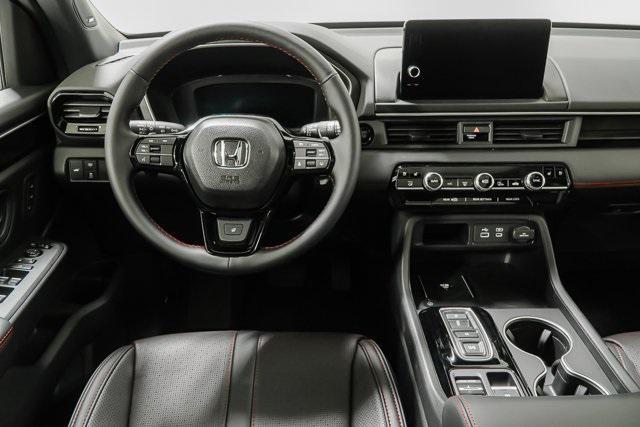 new 2025 Honda Pilot car, priced at $52,465