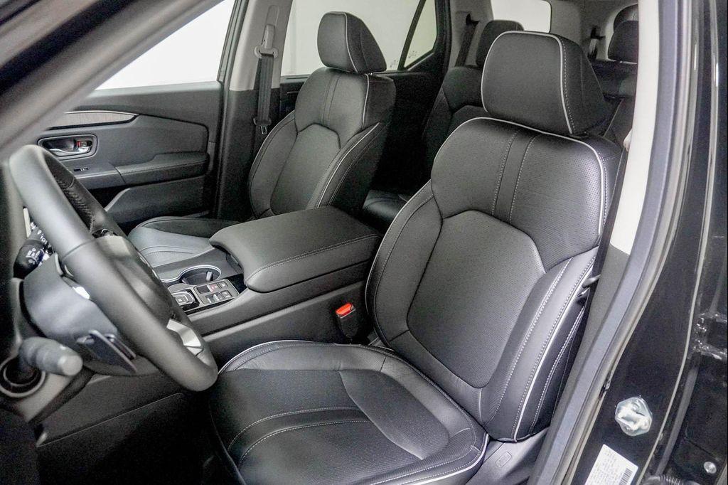 new 2025 Honda Pilot car, priced at $50,022