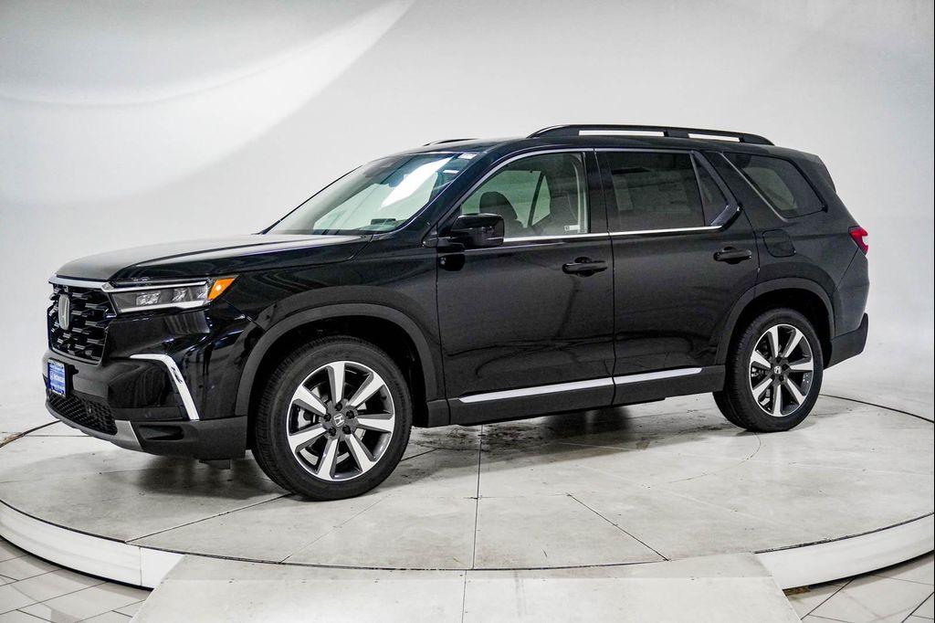 new 2025 Honda Pilot car, priced at $50,022