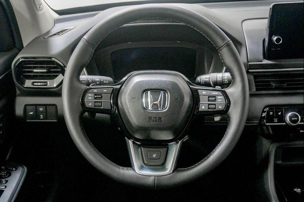 new 2025 Honda Pilot car, priced at $50,022