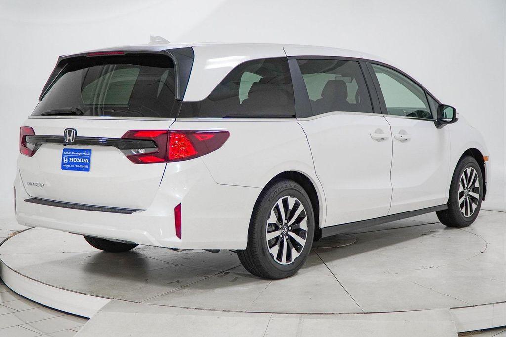 new 2026 Honda Odyssey car, priced at $41,864