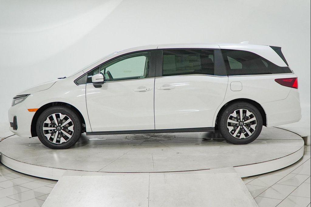 new 2026 Honda Odyssey car, priced at $41,864