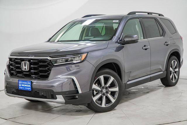 new 2025 Honda Pilot car, priced at $47,177