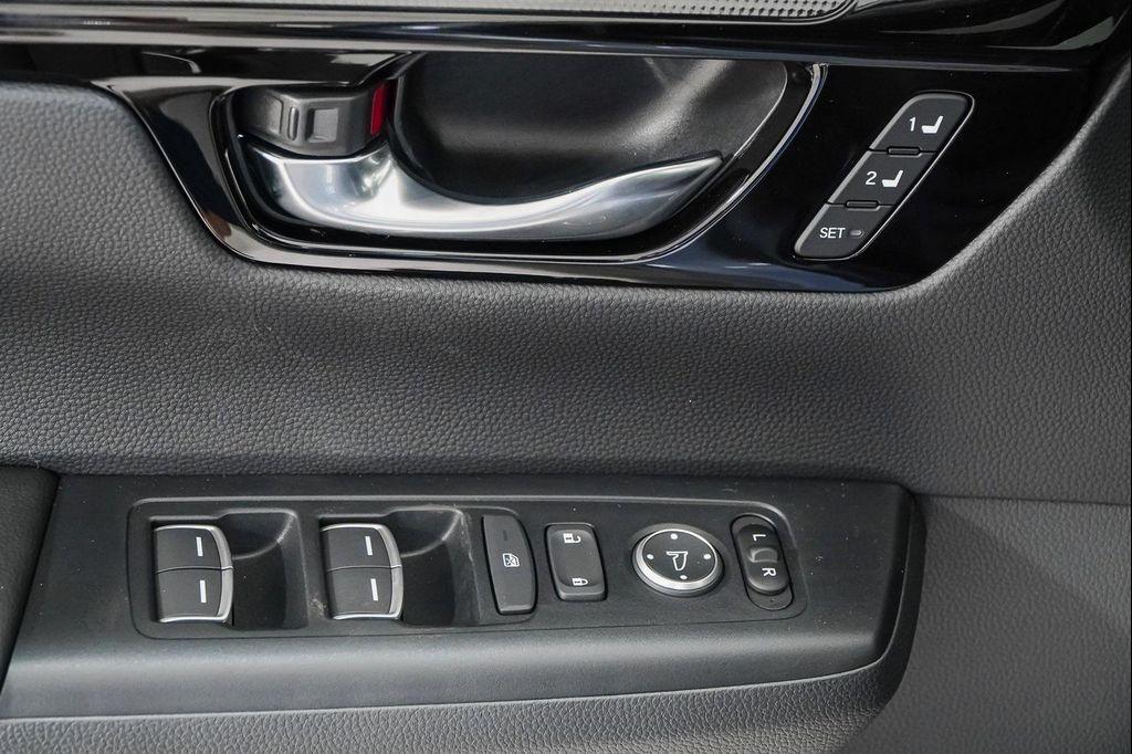 new 2026 Honda CR-V Hybrid car, priced at $40,889