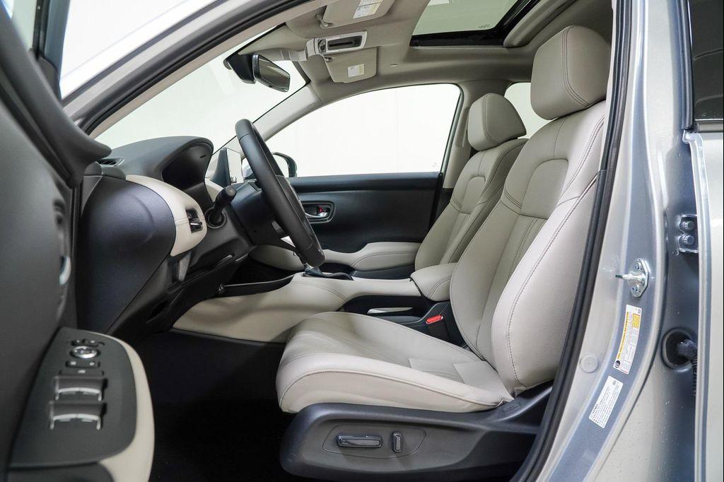 new 2026 Honda HR-V car, priced at $31,317