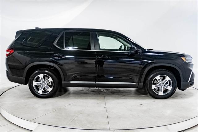 new 2025 Honda Pilot car, priced at $44,223