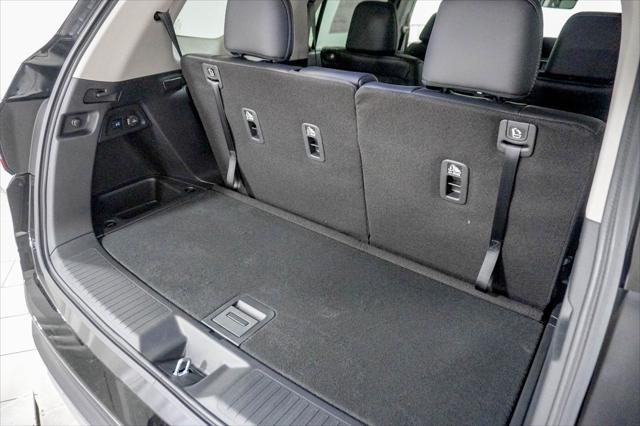 new 2025 Honda Pilot car, priced at $50,177