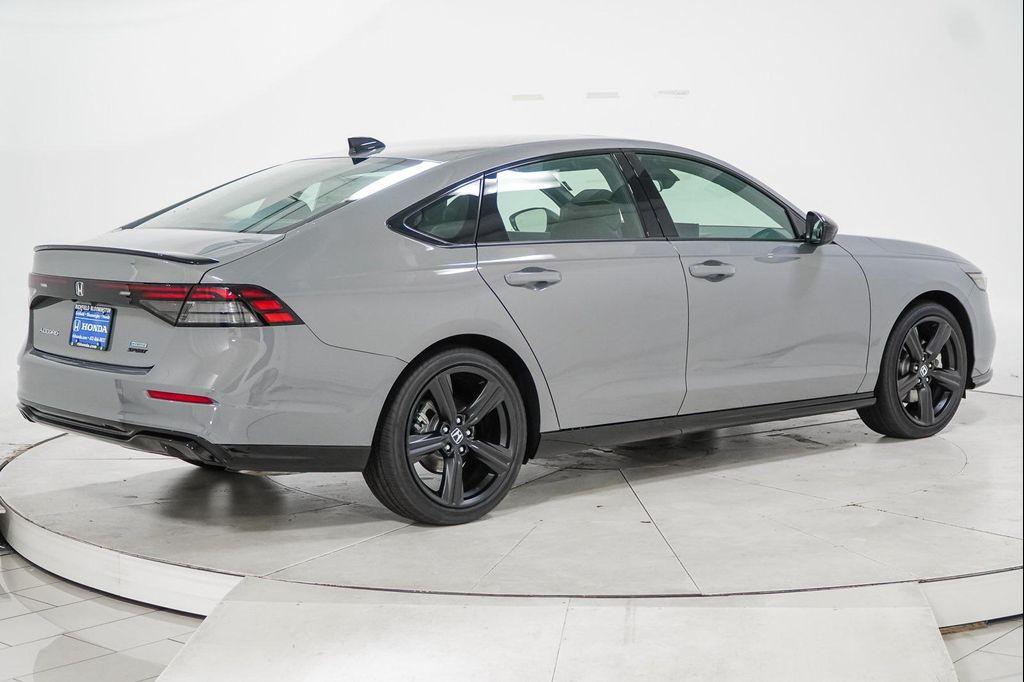 new 2025 Honda Accord Hybrid car, priced at $35,117