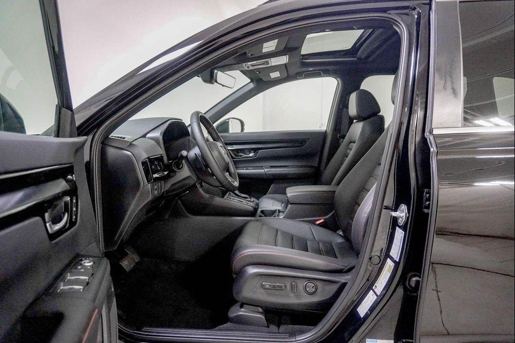 used 2025 Honda CR-V Hybrid car, priced at $37,990