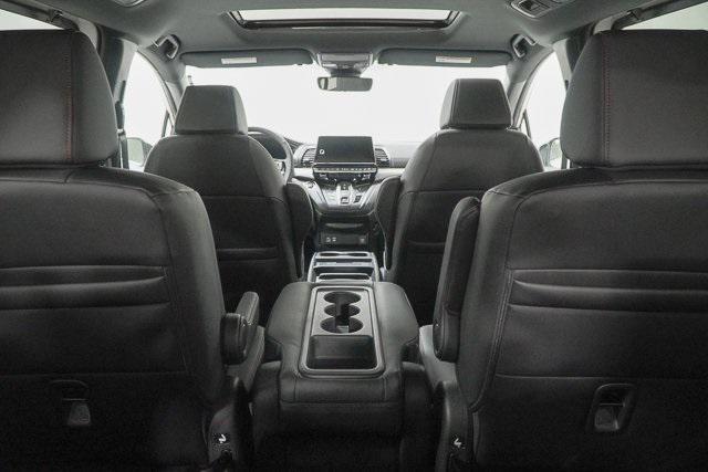 new 2025 Honda Odyssey car, priced at $42,222