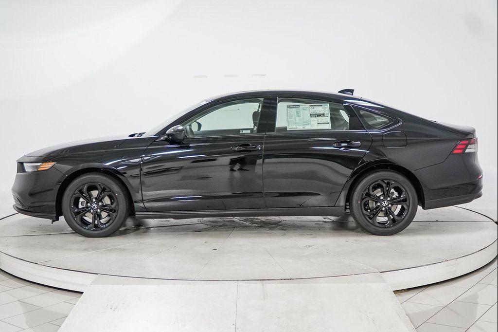 new 2025 Honda Accord car, priced at $30,274