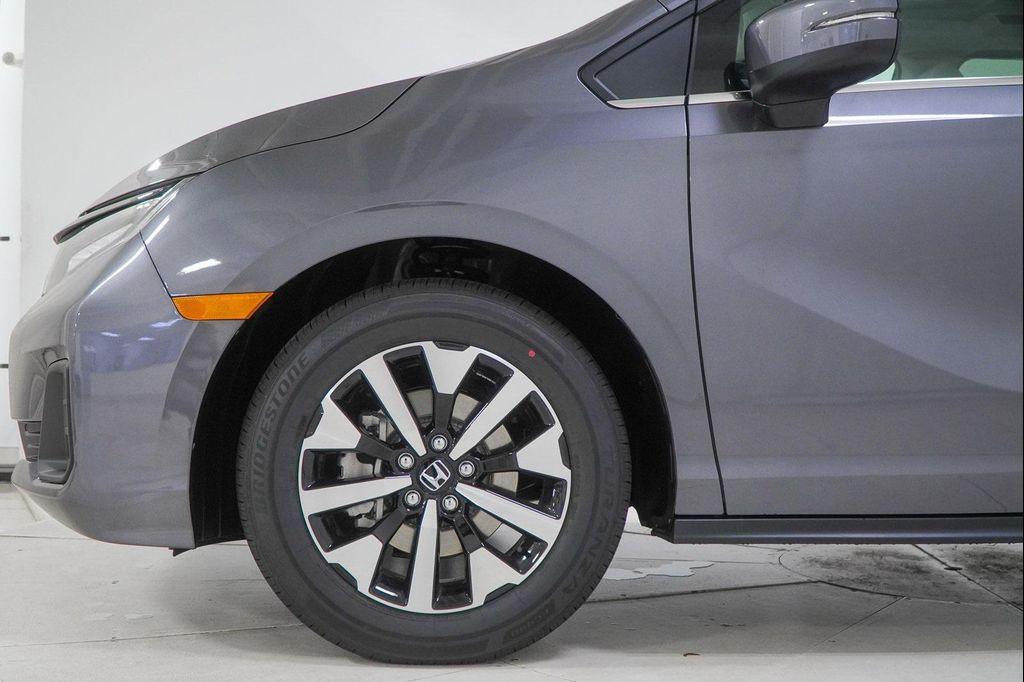 new 2026 Honda Odyssey car, priced at $41,437