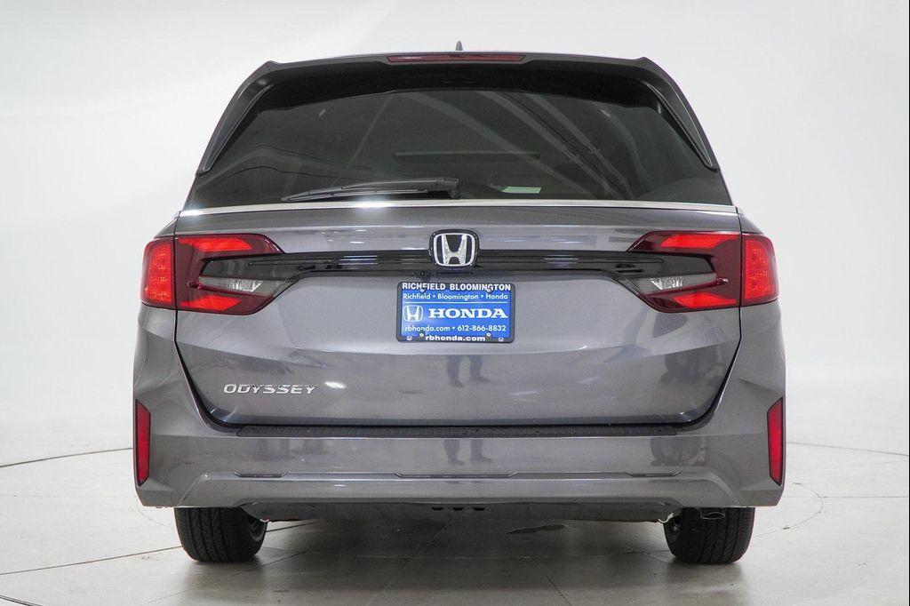 new 2026 Honda Odyssey car, priced at $41,437