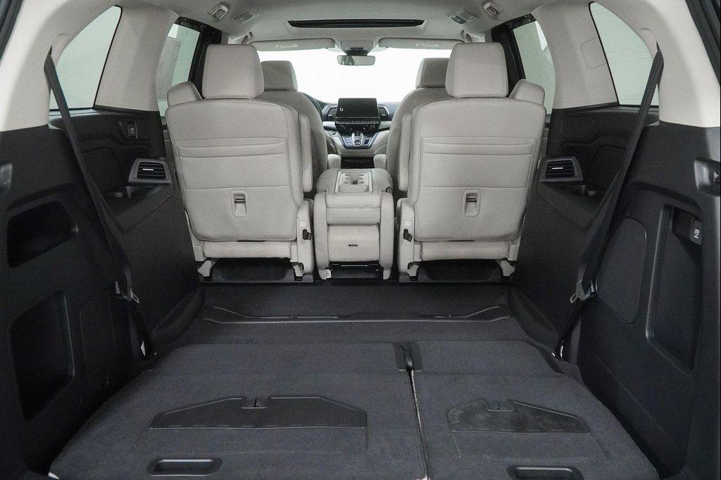 new 2026 Honda Odyssey car, priced at $41,437