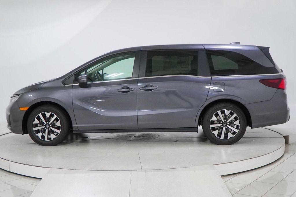 new 2026 Honda Odyssey car, priced at $41,437