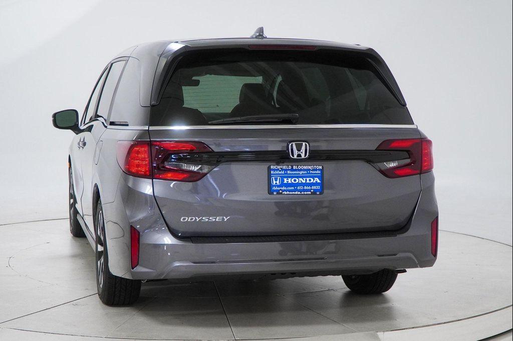 new 2026 Honda Odyssey car, priced at $41,437