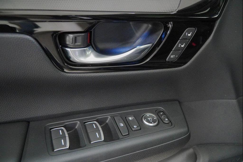 used 2025 Honda CR-V Hybrid car, priced at $39,498