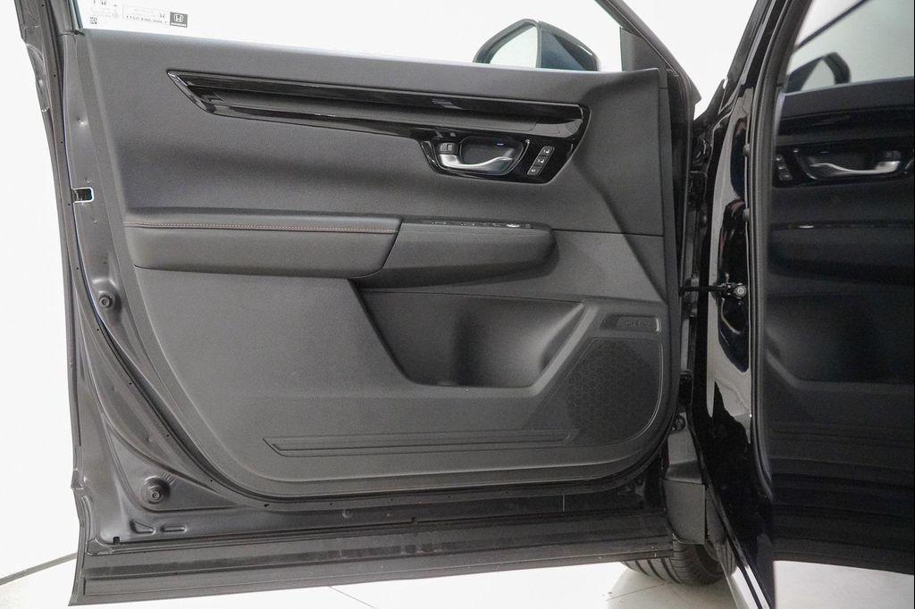 used 2025 Honda CR-V Hybrid car, priced at $39,498