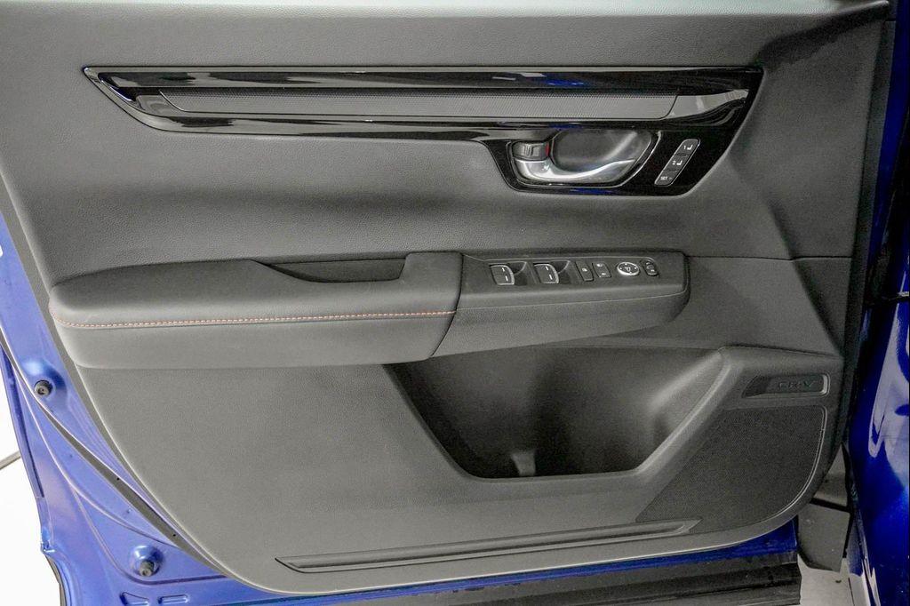 used 2023 Honda CR-V Hybrid car, priced at $36,164