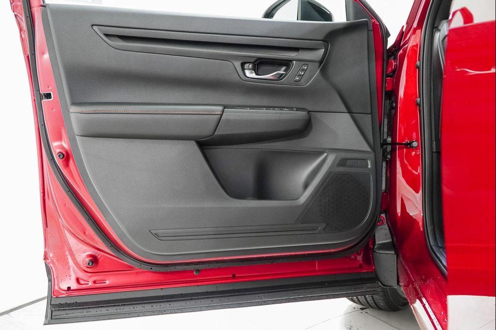 new 2026 Honda CR-V Hybrid car, priced at $39,815