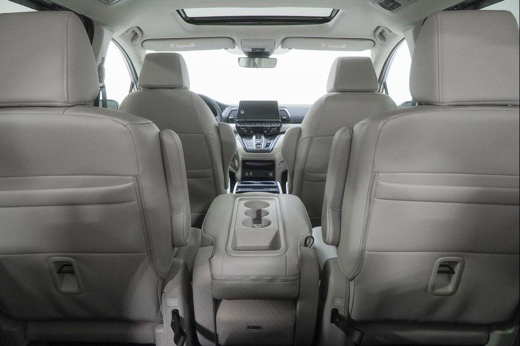new 2026 Honda Odyssey car, priced at $41,437