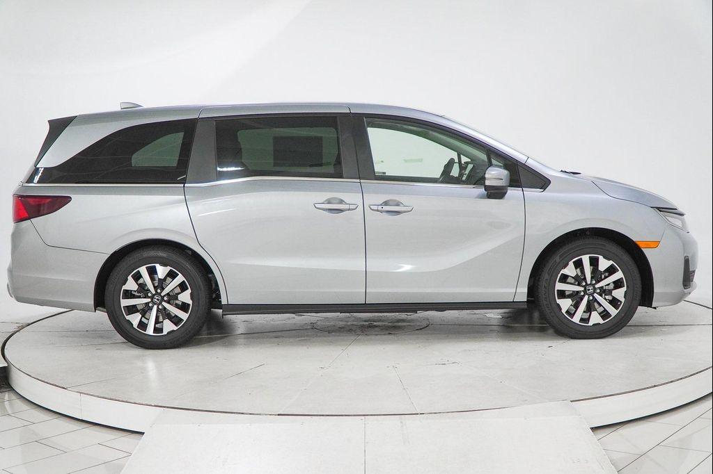 new 2026 Honda Odyssey car, priced at $41,437