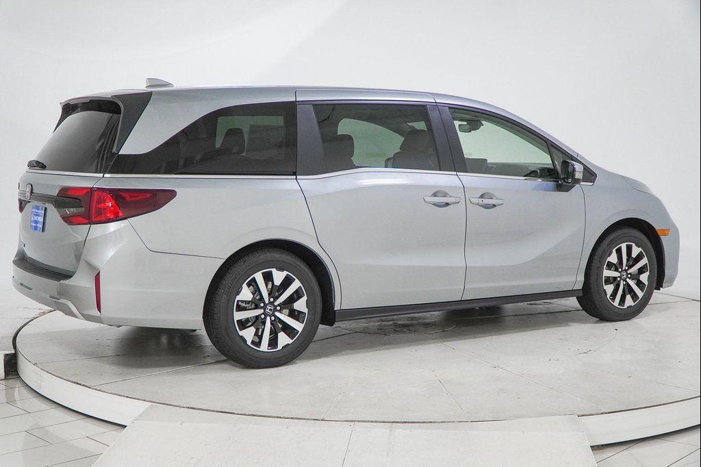 new 2026 Honda Odyssey car, priced at $41,437