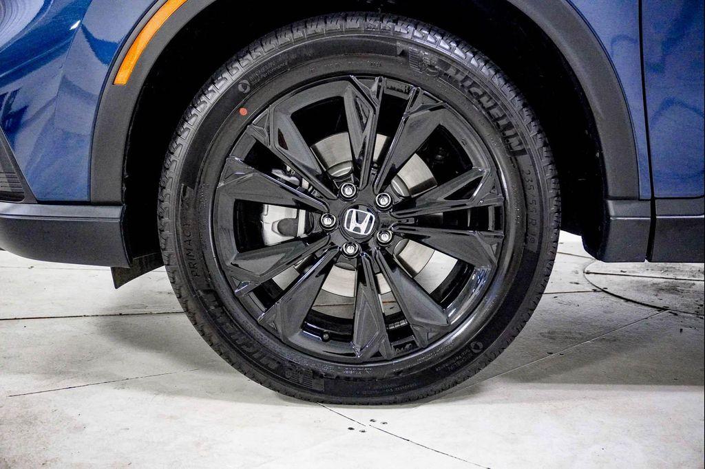 used 2025 Honda CR-V Hybrid car, priced at $38,797