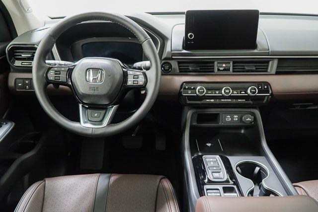 new 2025 Honda Pilot car, priced at $50,604