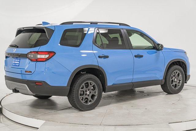 new 2025 Honda Pilot car, priced at $48,059