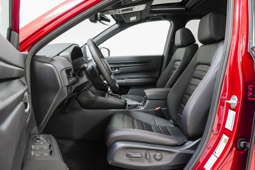 new 2026 Honda CR-V Hybrid car, priced at $39,815