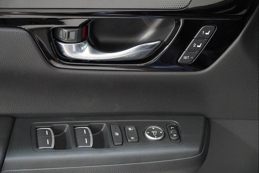 new 2026 Honda CR-V Hybrid car, priced at $40,458