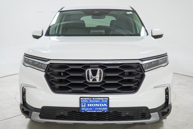 used 2025 Honda Pilot car, priced at $44,237