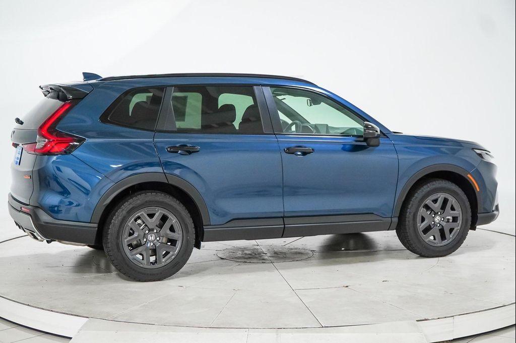 new 2026 Honda CR-V Hybrid car, priced at $38,032