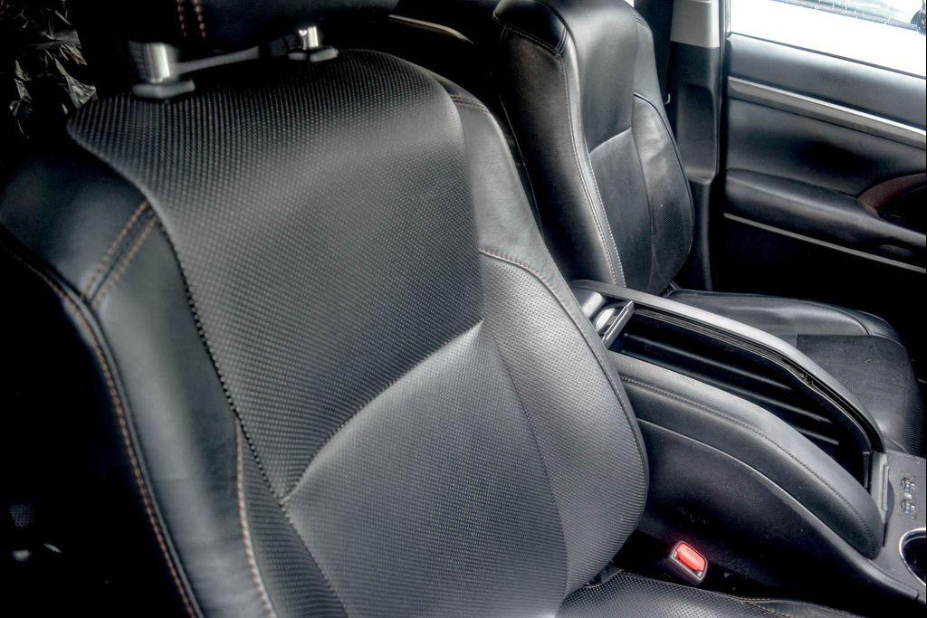 used 2019 Toyota Highlander car, priced at $29,295