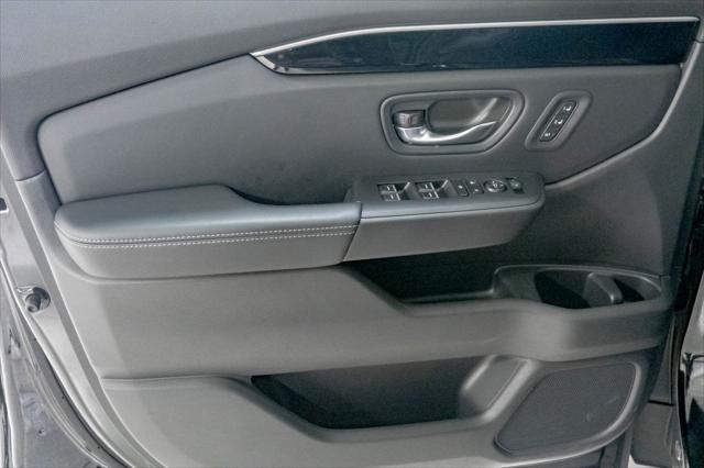 new 2025 Honda Pilot car, priced at $44,894