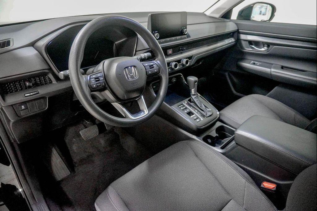 used 2025 Honda CR-V car, priced at $33,798